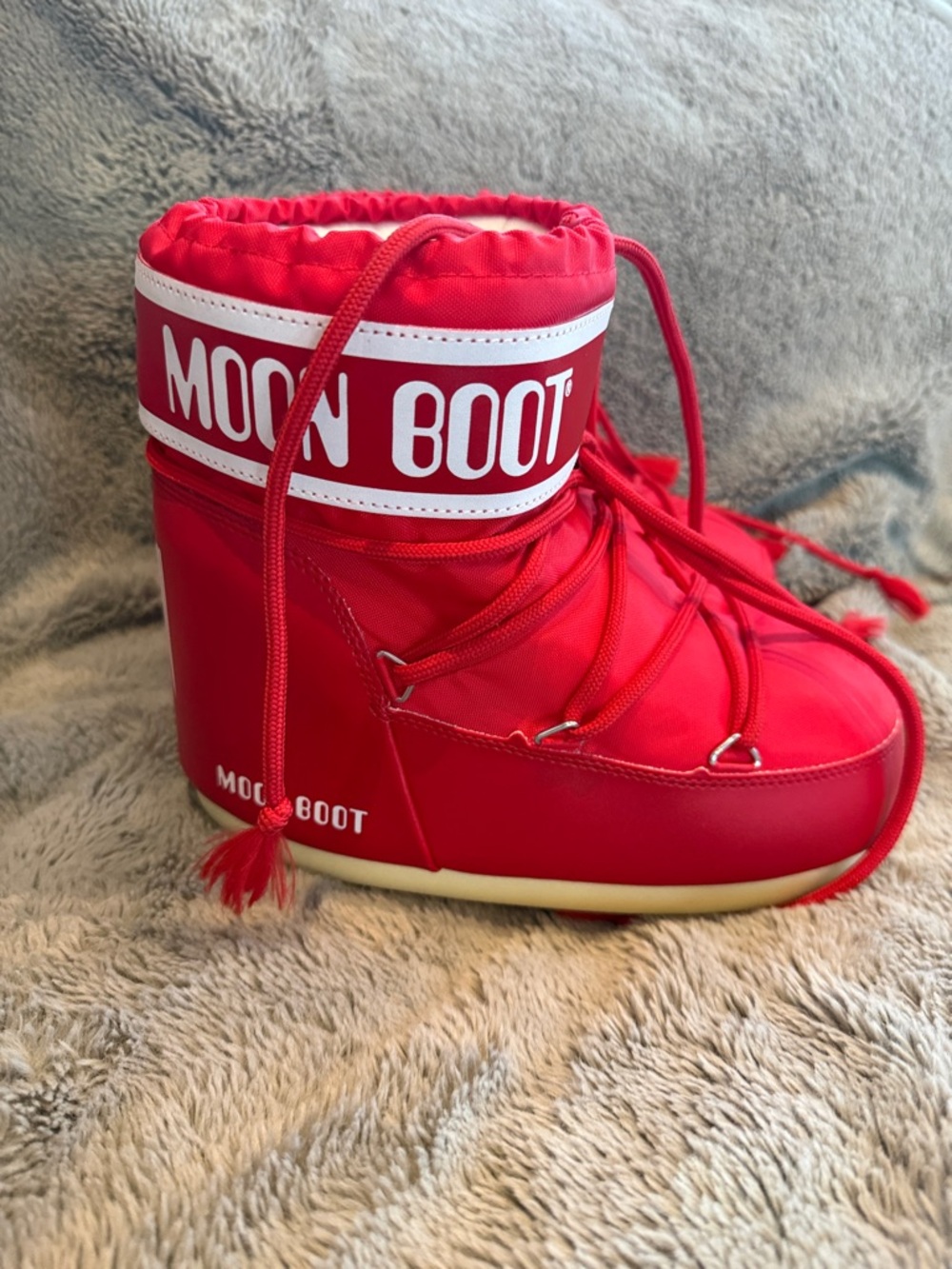 Moon Boot' Red Snow Boot